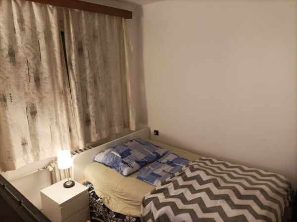 Dej si nohy na stůl a odpočiň si v tomto klidném, stylovém ubytování. Czechia Cozy room in Prague 3 20 min.direct tram to center Private room in condo vacation rental 596428850640939535