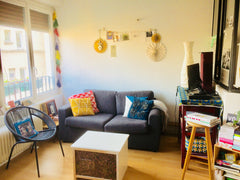 Pretty Flat in Paris. Lot of light, silence and good vibes!<br /><br /><b>The sp Paris, France EIFFEL TOWER*** PrettyMINI LOFT*** Entire loft vacation rental 882434