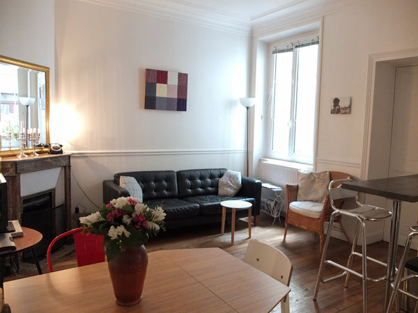 Hi! We'd love you to come and stay in our 2-bedroom apartment, situated in the h Paris, France 2bed apt with terrace / Batignolles Entire rental unit vacation rental 6236459