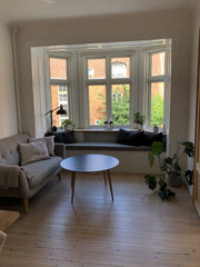 Ligger på en stille sidegade til Nørrebrogade/Jagtvej med pulserende liv med caf Copenhagen, Denmark Lys og rummelig lejlighed på Nørrebro Entire condo vacation rental 50815994