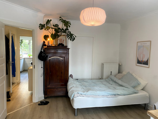 Nyd det simple liv i denne fredelige og centralt beliggende bolig. Lejligheden l  Skøn lejlighed med gårdhave Entire rental unit vacation rental 648405358125626544