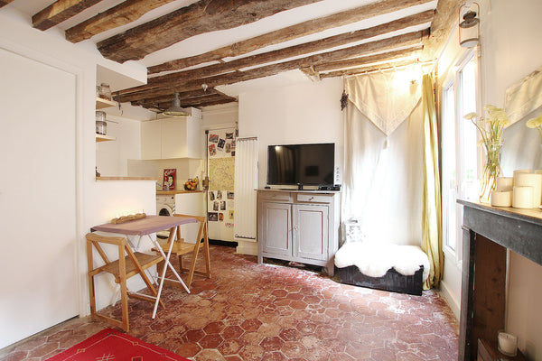 Pretty one bedroom located on rue Chaudron in the 10th arrondissement of Paris,  Paris, France Pretty one bedroom Canal Saint Martin Paris 10 Entire rental unit vacation rental 20688135