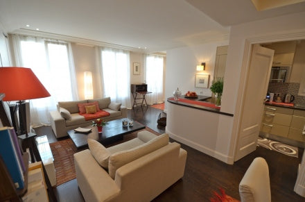 Apartment of 95 sqm on street and courtyard on the fourth floor with elevator, c Paris, France Sebastofor, 2BR/2BR, 4 people Entire rental unit vacation rental 3252935