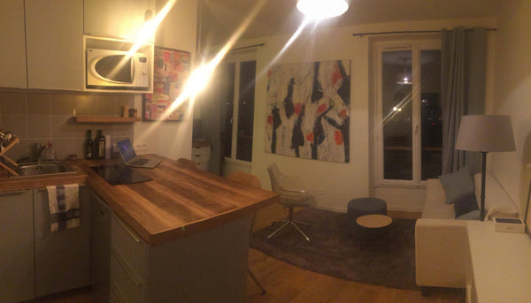 Hello guys,<br />I rent my room flat located in Paris XVIII close to the MONTMAR Paris, France Love Paris ! Entire rental unit vacation rental 15464631