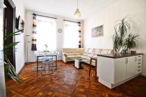 50m from subway and tram stations. Possibility of airport shuttle. In a short di Prague, Czechia Spacious cozy apt n5 in the centre 3BDR 10PER Entire rental unit vacation rental 28937036