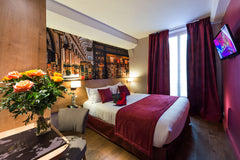 Are you planning a trip to Paris? Be our guest and stay in the trendy quartier o  Cozy Parisian room - Gare du Nord Room in boutique hotel vacation rental 29872283