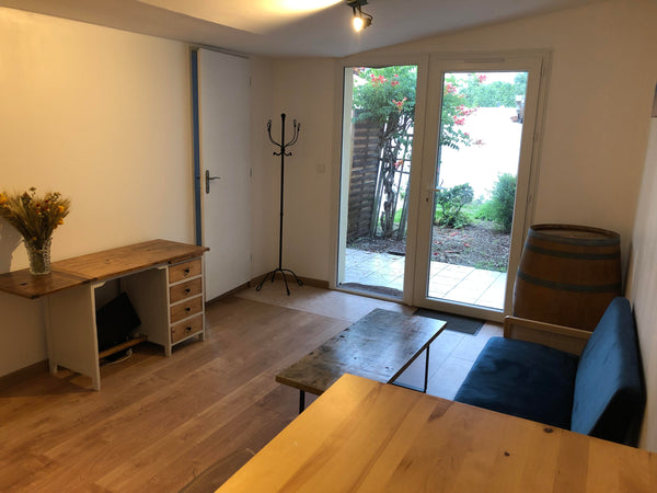 Petite maison indépendante au fond d'un jardin ,construite en 2020: entièrement  Bordeaux, France Petite maison indépendante, Bordeaux - Talence Entire guesthouse vacation rental 50407311