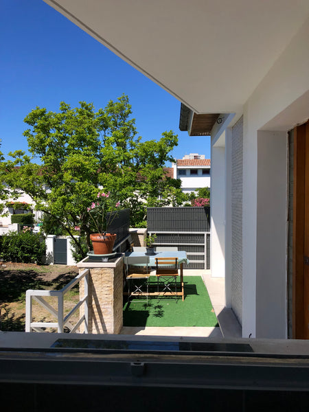 Situé à l'étage d'une maison, dans un endroit verdoyant et à proximité de tout,  Gradignan, France Etage maison 2 chambres àTalence 15min de Bordeaux Entire home vacation rental 54283494