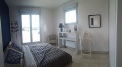 L'appartement est situé juste à côté du centre-ville, desservi par de nombreuses Lyon, France Appartement d'exception sur LYON, vue magnifique.. Entire rental unit vacation rental 21906328