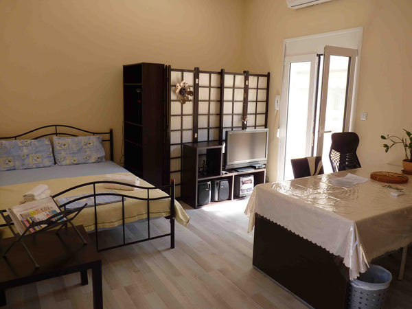 This is a spacious 50 m2 terrace apartment on the 2nd floor (sorry no elevator)  Chania, Greece Terrace Office Apartment Entire rental unit vacation rental 19805113