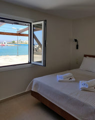 Vrahakia is a cosy little house with a rocky garden and spectacular seaview. The Chania, Greece Vrahakia Apartment #4 at Marina Galatas Entire rental unit vacation rental 670244417914857746