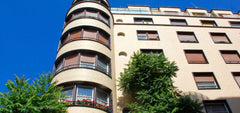 Grand studio lumineux et calme dans un immeuble de style Art Deco classé, avec d Paris, France Montparnasse studio art déco bail mobilité 1/10moi Entire rental unit vacation rental 8405508