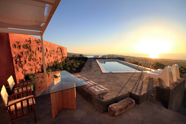 Named after the 270o degrees panoramic view it offers and dominated by the eleme  270 Oia's View House I - private pool, Sunset view Entire villa vacation rental 9816922