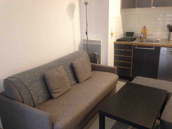 Sweet flat in Paris<br /><br /><b>License number</b><br />7510201864708 Paris, France nice flat in the centre of Paris -21M2 Entire rental unit vacation rental 30206007