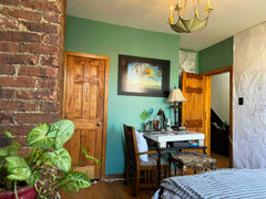 Rarely available but when so don’t miss out on this very unique, fun and relaxin  Rental unit in Brooklyn · 1 bedroom · 1 bed · 1 shared bath Private room in rental unit vacation rental 53753273
