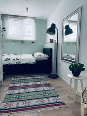 Ik woon op een toffe locatie, op de 3de verdieping in een kleinschalig gebouw me Antwerp, Belgium Gezellige privékamer in Antwerpen Private room in condo vacation rental 644559879596000199