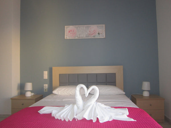 The studio is suitable for couples, families, friends and business travelers. It Greece Economic Studios in Crete B8 Entire rental unit vacation rental 21307764