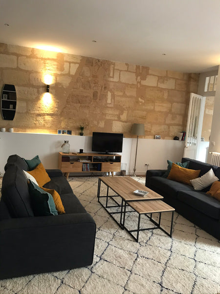 Appartement de charme au cœur du célèbre quartier des Chartrons.<br />Entièremen Bordeaux, France Chartrons - Appartement de charme + PATIO Entire rental unit vacation rental 43697415