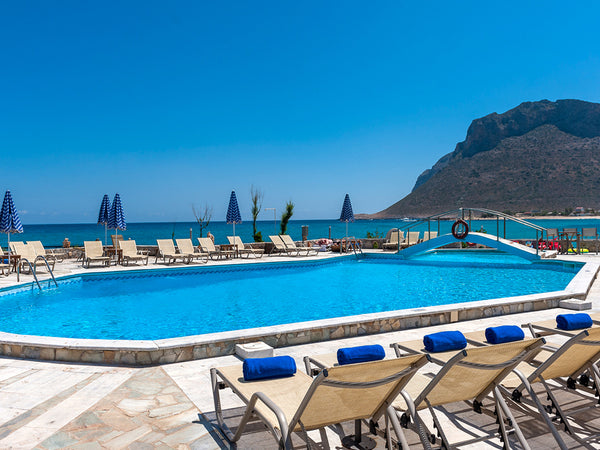 The sea view 1-bedroom Apartment in Blue Beach Apartments is located next to the Chania, Greece sea view Apartment in Blue Beach Room in aparthotel vacation rental 8492701