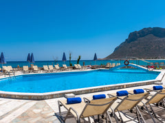 The sea view 1-bedroom Apartment in Blue Beach Apartments is located next to the Chania, Greece sea view Apartment in Blue Beach Room in aparthotel vacation rental 8492701