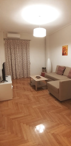 Beautiful and fully renovated apartment in a quiet neighborhood made with love f GR Modern home, 6' from the Metro Entire rental unit vacation rental 44575033