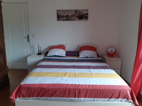 A 5 minutes en voiture ou 10 min en transport de Bordeaux. Dans un quartier calm Floirac, France Chambre proche Bordeaux - 4/5 Private room in home vacation rental 30782987