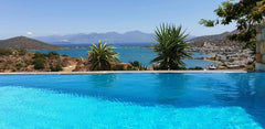 La villa DORE a une vue splendide sur la baie d’Elounda et se trouve à 15 minute Quincy-sous-Sénart, France Mavrikiano d’Elounda Villa DORE Entire villa vacation rental 28549163