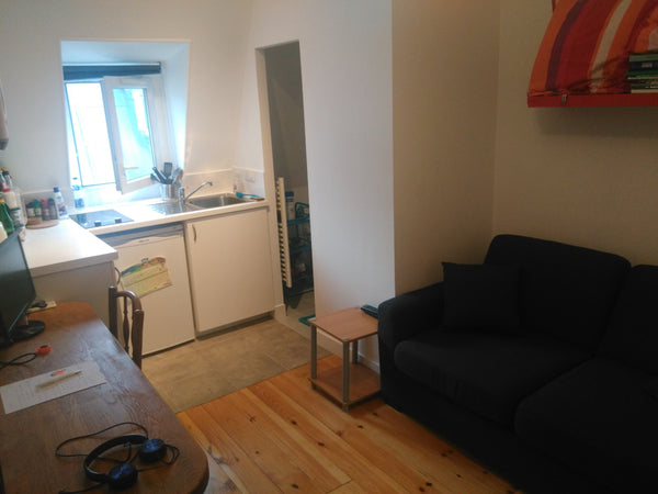 Chambre de 10m² dans Paris, rénovée, proche place de clichy, du moulin rouge, de Paris, France Studio pour deux, place de clichy Entire rental unit vacation rental 10266213