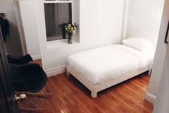 Chic and comfortable room in Upper Manhattan. Located immediately next to 5 majo New York, NY Rental unit in New York · 1 bedroom · 1 bed · 1 bath Private room in rental unit vacation rental 869522