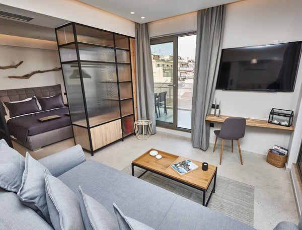 A brand new, fully rennovated and well decorated loft in the heart of Athen's Hi Athens, Attica, Greece THE VAULT Brand New Loft in Athens Historic Center Entire condo vacation rental 562043807674466454