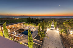 Located in Vourvoulos, Villa Leon offers free WiFi, and guests can enjoy a garde  Villa Leon Entire villa vacation rental 42194039