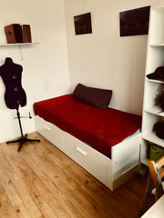 Dans notre appartement nous mettons à votre disposition une chambre ainsi qu'une Paris, France Logement Paris 14ème Parc Montsouris Private room in rental unit vacation rental 22991286