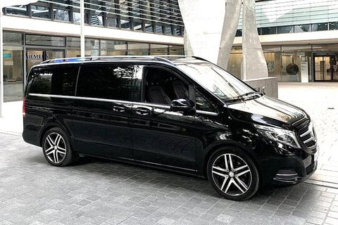 Private Transfer: London & Airports LHR  LGW  LTN  LCY to Oxford in Car/Van/Lux  Private Tours and Travel Guide Europe London CITY London Destination Tour Europe London CITY London