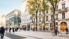 Bienvenue dans mon cocon douillet au coeur de Lyon! Appartement situé Rue de la  Lyon, France Rare! Rue République Cocon douillet 2 chbres/cour Entire rental unit vacation rental 47779979