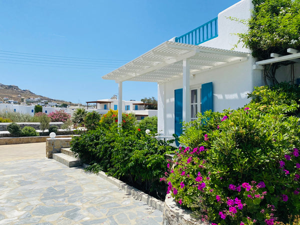 Centrally situated in the Settlement of Ornos, within 2 minutes distance walk aw  Studio for two in Ornos Beach Entire rental unit vacation rental 52165485