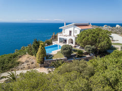 Located in Stavros area, 14km away from the city of Chania, this beautiful, spac  Villa del Mare, built on the edge of the sea Entire home vacation rental 13904156