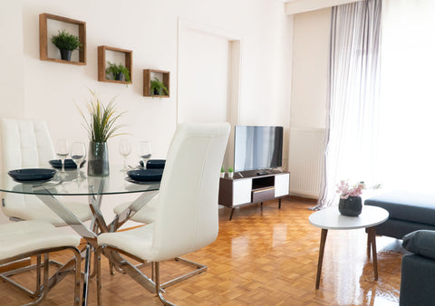 "Seasons Park" is a 85s.m. fully equipped apartment, which can accommodate 1 to  Thessaloniki, Greece Houseloft Seasons Park Entire condo vacation rental 52729873