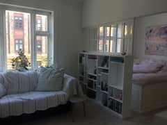 Ligger på skønne Vesterbro. 10/20 min gå gang fra Hovedbanegården, tivoli og ind Copenhagen, Denmark Skøn lyst værelse/ stue på Vesterbro Private room in rental unit vacation rental 28578399