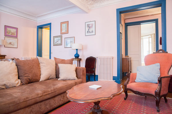 Un appartement  de 90 m² dans un luxueux immeuble haussmannien, du 19e siècle, t St-Laurent-du-Var, France Tout près du Palais des Congrès Entire condo vacation rental 5149727