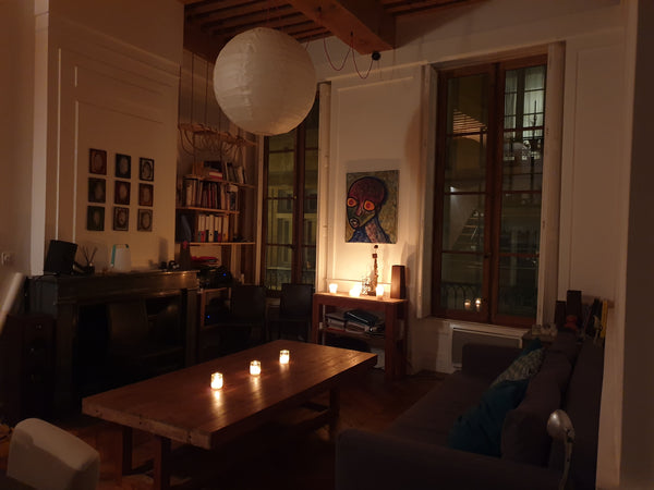 Petit appartement typique des pentes de la Croix Rousse, plafond à la française, Lyon, France Appartement de Canuts dans une Traboule Entire rental unit vacation rental 29667749