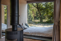 Het is een mooi en privé tiny house in de buurt van een pittoresk dorp. <br />He Ghent, Belgium Cosy Cabin Deurle, een uniek Tiny House. Tiny home vacation rental 43537696