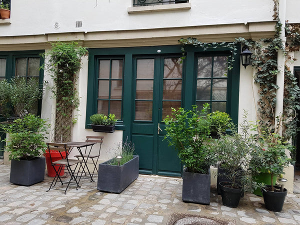 Studio design de 35m2 situé dans le 9ème arrondissement à 5min de Montmartre, Mo Paris, France Studio Design Paris - Montmatre Entire rental unit vacation rental 7248221