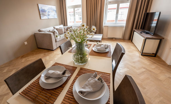 150 meters away from Letna Park. A 65m² apartment with one bedroom with two king  Deluxe one bedroom 65m2 apartment. Netflix TV Entire rental unit vacation rental 51052321