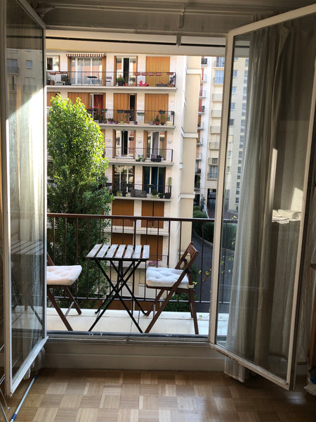 Beautiful, big apartment at Gambetta in the center of Paris livened up with mult Paris, France Lovely 2room 50m2 Gambetta ‭7512001500461‬ Entire rental unit vacation rental 23250631