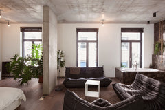 Situated in the centre of our lovely site in a beautiful architectural building  Brussels, Belgium Design studio with garden. centre of Brussels. Room in boutique hotel vacation rental 35396362