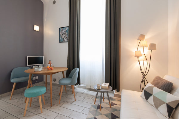 Simplifiez-vous la vie dans ce logement paisible et central. <br />- Situé à 2 p Ordino, Andorra *Part Dieu* Studio confort/Lit 140X190/fibre/TV Entire rental unit vacation rental 54217910