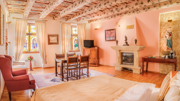 The King Charles hotel in Prague belongs to the category of conservative family  Hlavní město Praha, Czechia Junior with breakfast close to Prague Castle Room in boutique hotel vacation rental 42285490