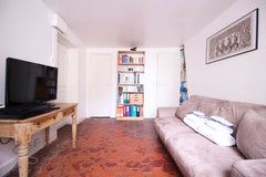 This very charming 1-bedroom apartment can accommodate up to 4 people.<br /><br  Paris, France Authentic and charming apartment in Paris Entire rental unit vacation rental 13744204