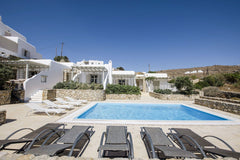 Marvi House is located half way between the bays of Korfos and Ornos, 250 meters  Marvi House 1 Entire home vacation rental 29479305