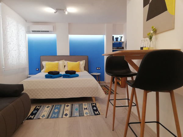 <b>License number</b><br />00001532910 Athens, Attica, Greece ATHENS BLUE GRAND SUITE DI GIORGIO CENTRAL APT Entire rental unit vacation rental 24966447